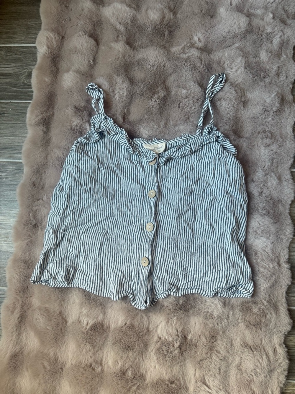 Universal Thread blue and white pinstripe tank, size large